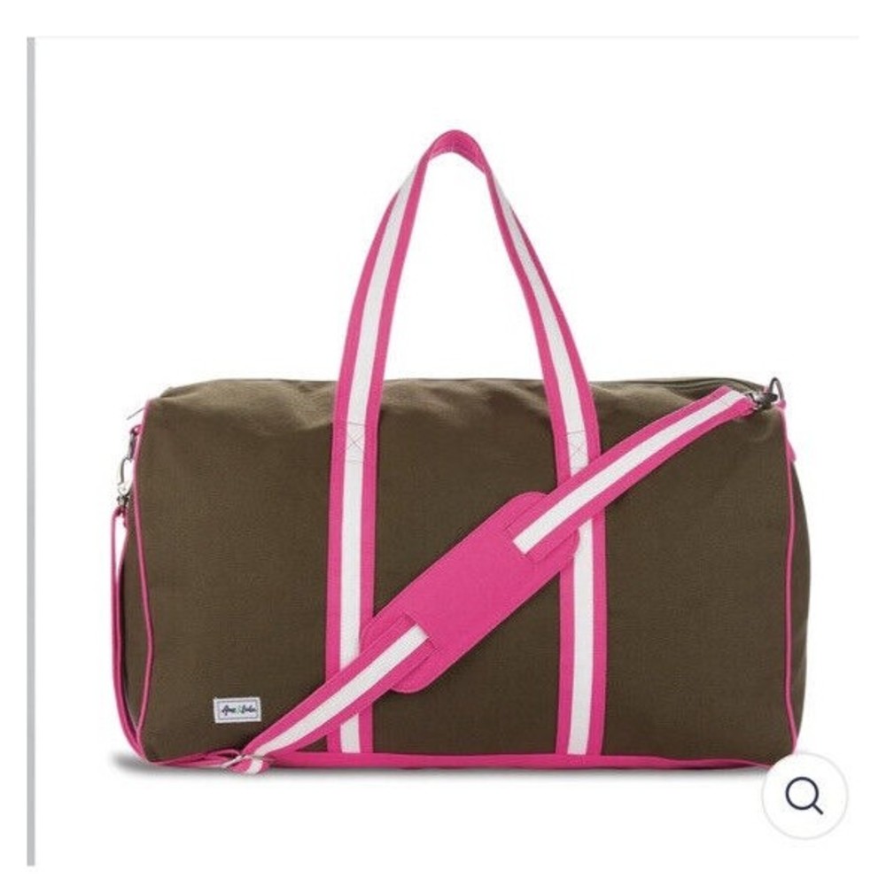 Ame & LuLu Out of Dodge Weekend Duffle Brown Pink  White Tennis